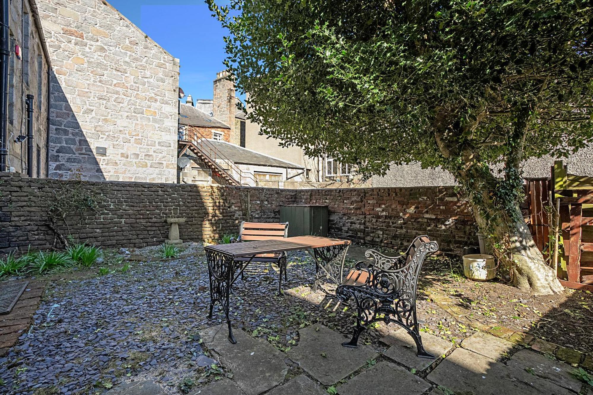 Silver Street Townhouse - Grampian Lettings