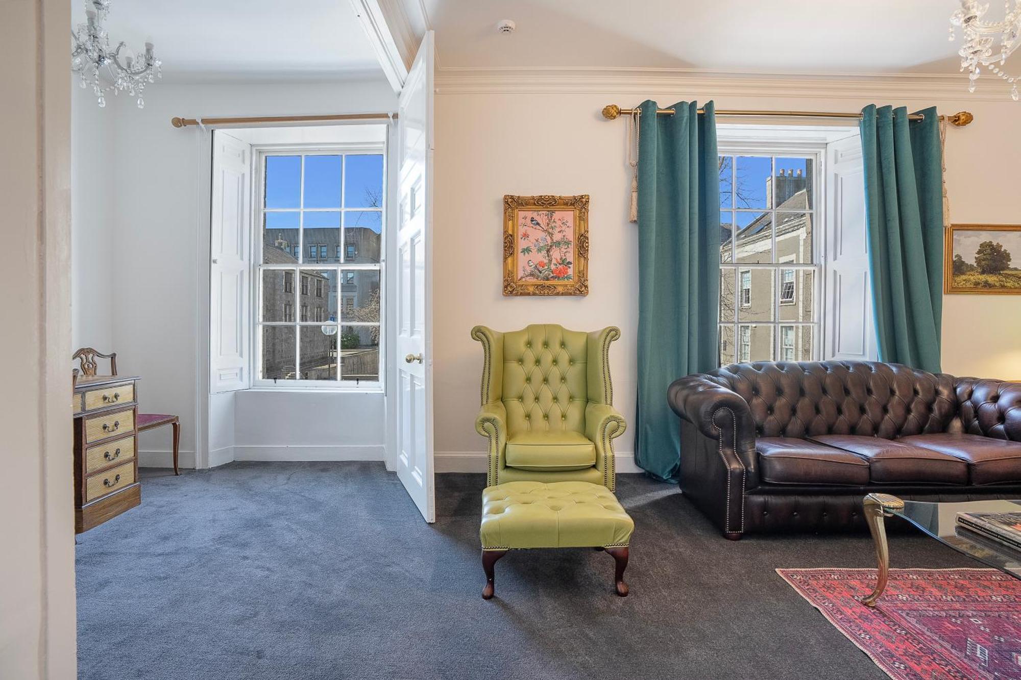 Holiday home Silver Street Townhouse - Grampian Lettings *